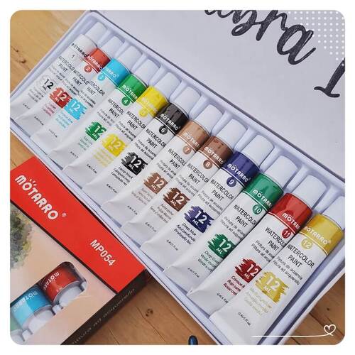 Kit de pinturas con acuarelas